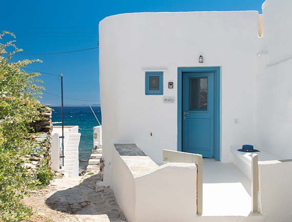 The Seralia seaside house at Seralia of Sifnos